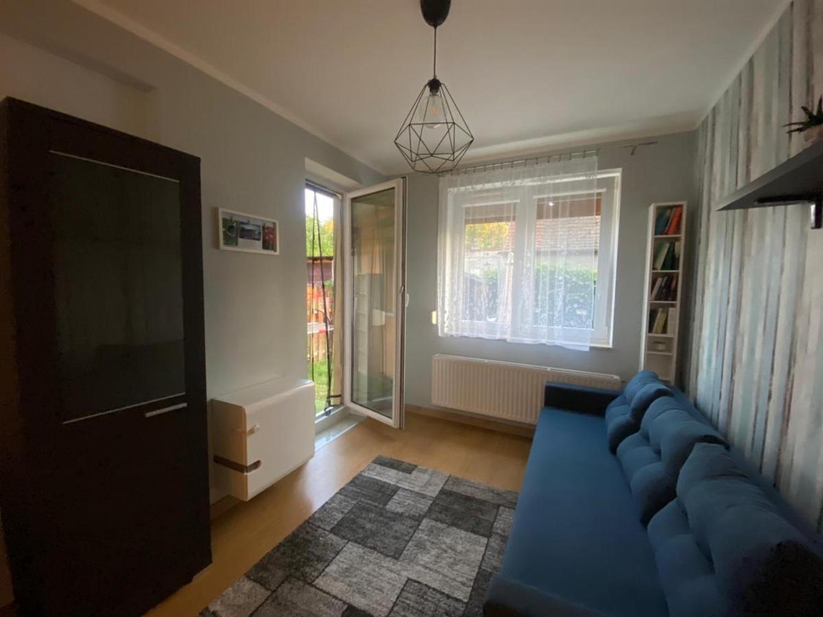Mieszkanie Z Ogrodkiem Wroclaw Bagian luar foto